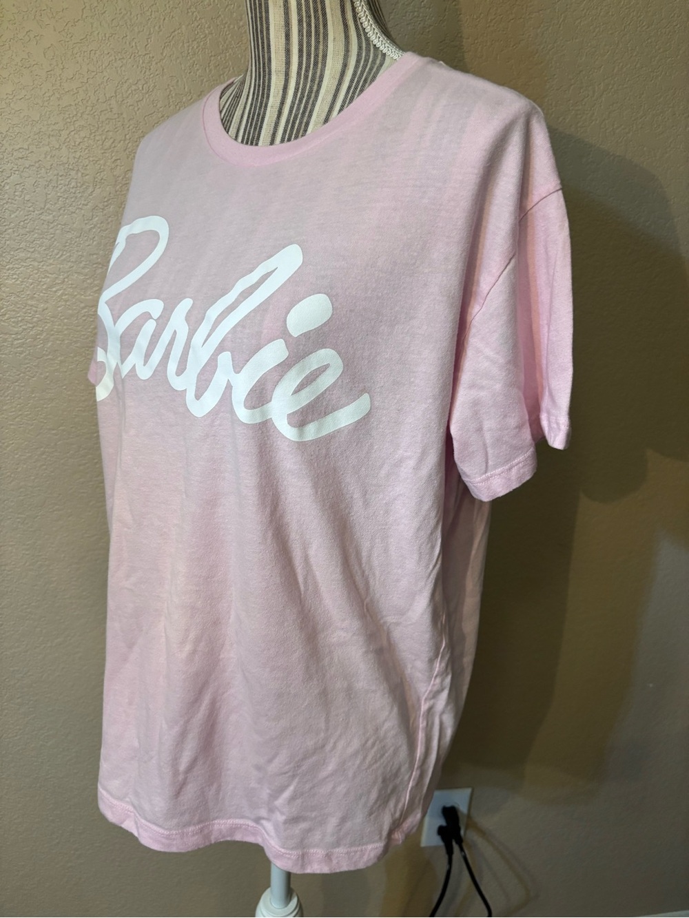 Barbie Tee XL Light Pink with White Barbie Script Logo Mattel Cotton Polyester - Picture 6 of 11